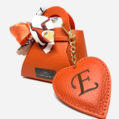 Portachiavi Heart – Pelle Arancione & Dettaglio Dorato